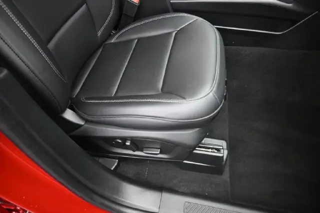 2024 Ford Explorer - $32,698
