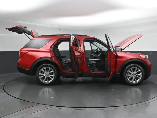 2024 Ford Explorer - $32,698