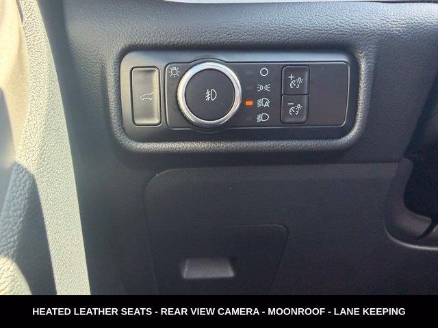 2024 Ford Explorer - $33,995