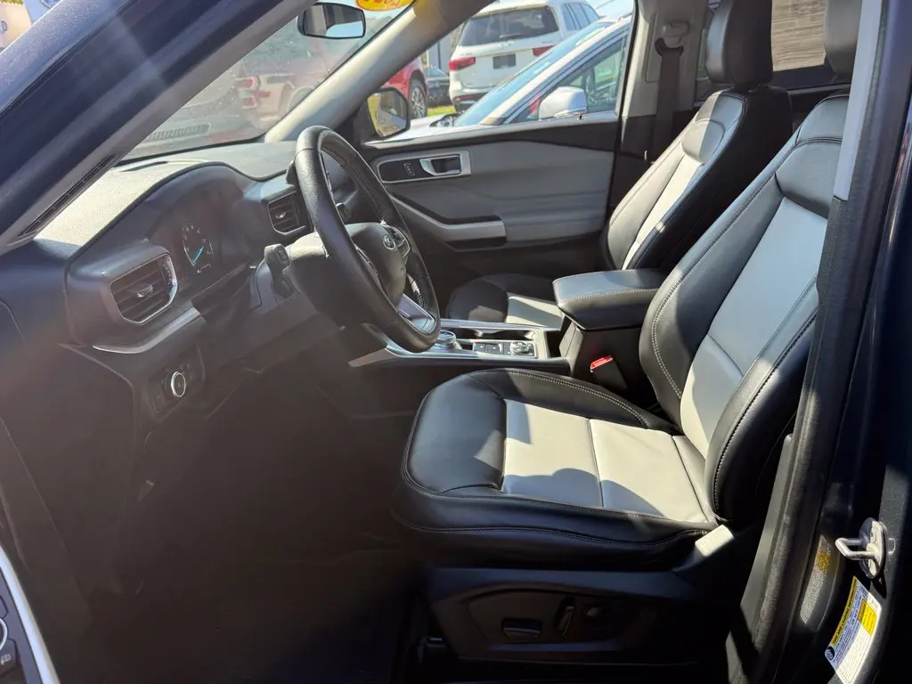2024 Ford Explorer - $32,299