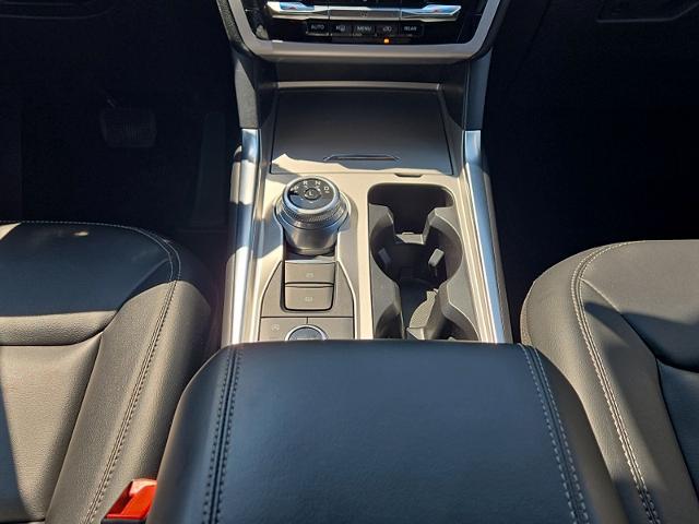 2024 Ford Explorer - $31,995