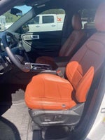 2020 Explorer Thumbnail 4