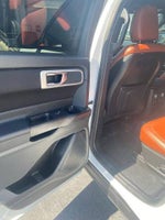 2020 Explorer Thumbnail 7