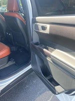 2020 Explorer Thumbnail 12