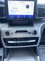 2020 Explorer Thumbnail 14