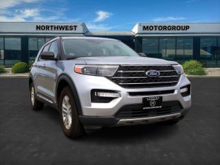 2022 Ford Explorer with Iconic Silver Metallic Exterior