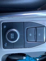 2022 Explorer Thumbnail 17