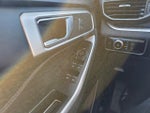 2022 Explorer Thumbnail 18
