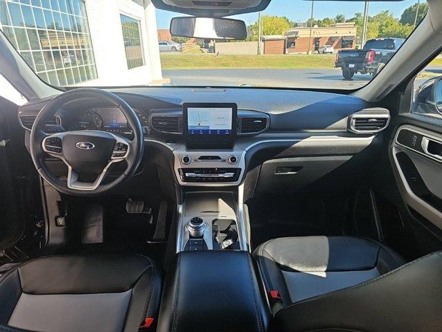 2022 Ford Explorer - $23,998