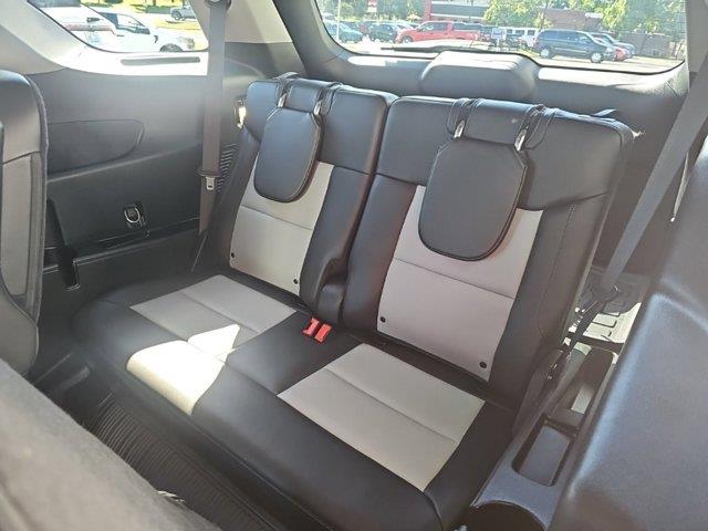2022 Ford Explorer - $23,998