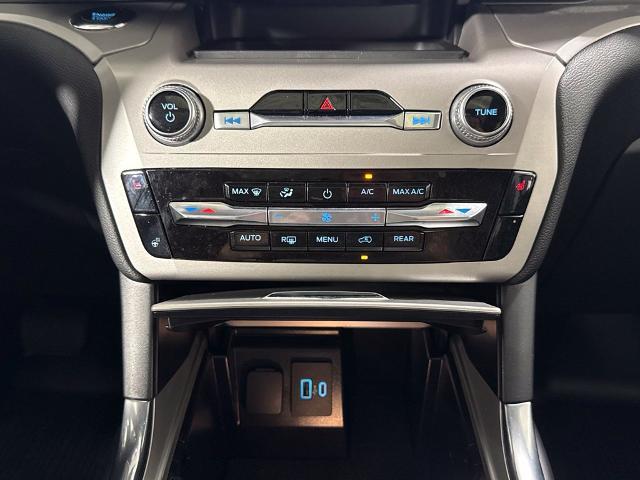 2023 Ford Explorer - $33,808