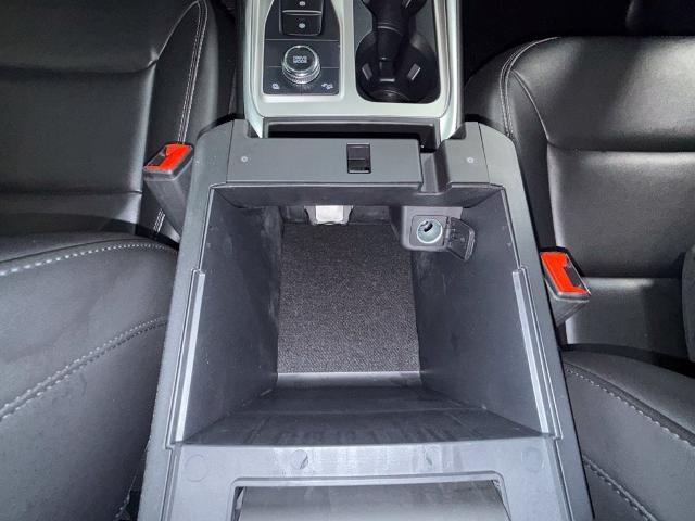 2023 Ford Explorer - $33,808