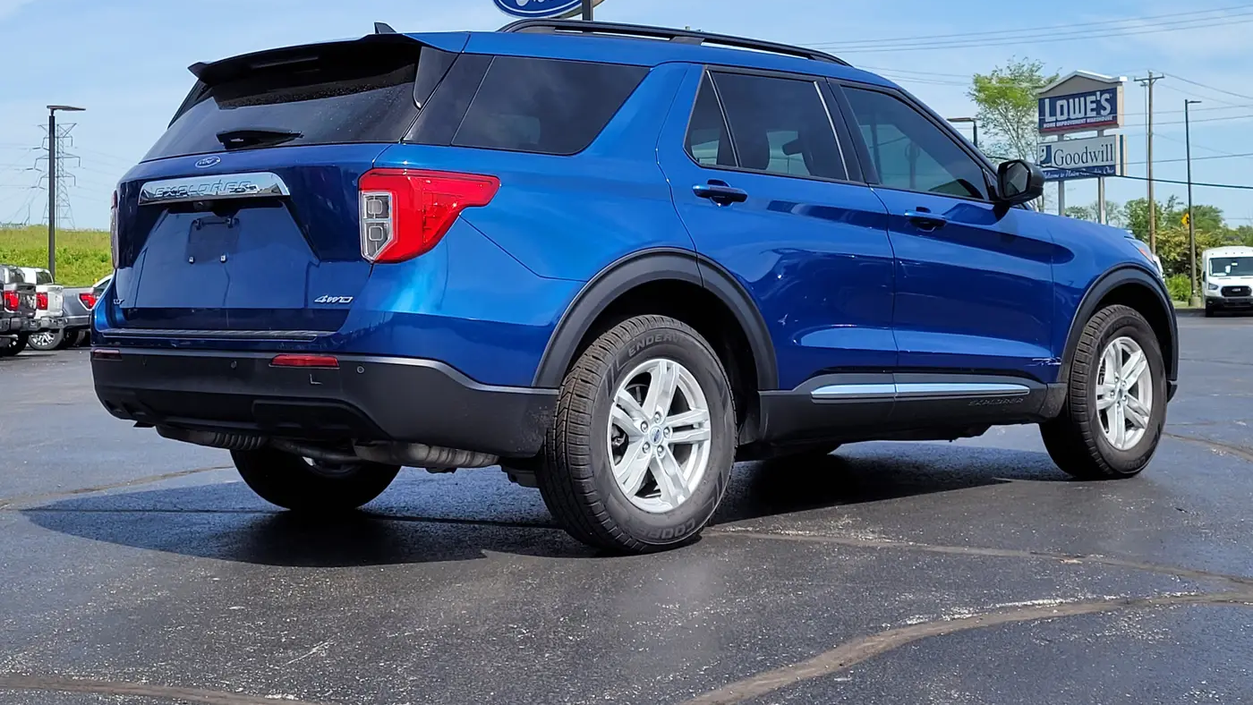 2023 Ford Explorer XLT