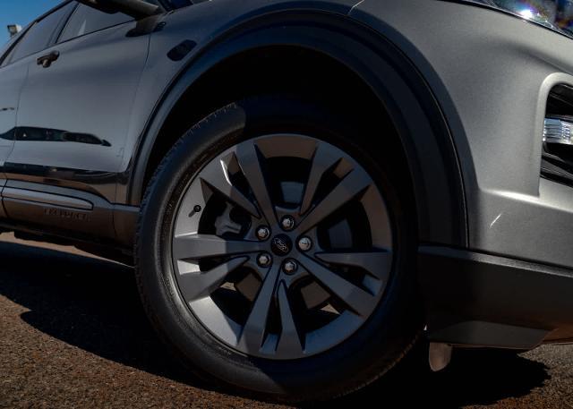 2023 Ford Explorer - $33,400