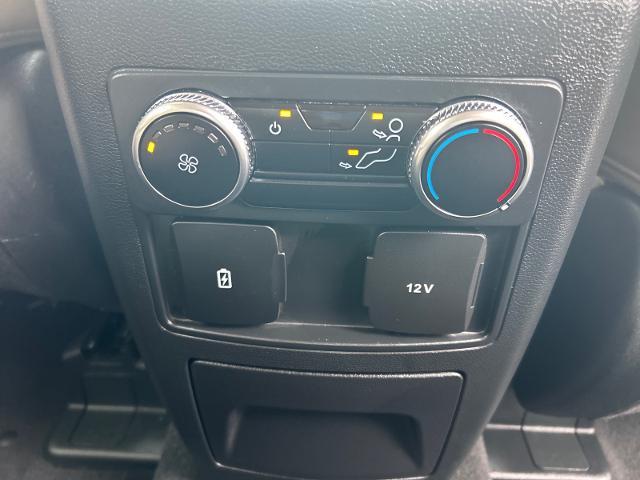 2023 Ford Explorer - $30,995