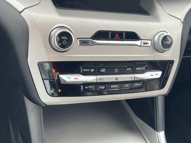 2023 Ford Explorer - $29,500
