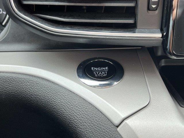2023 Ford Explorer - $29,500