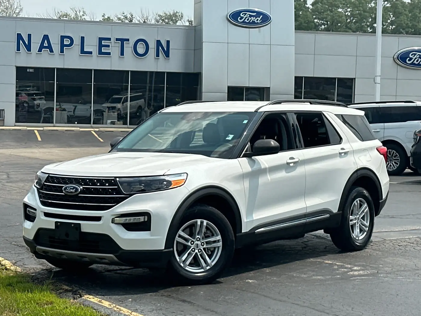 2023 Ford Explorer - $31,300