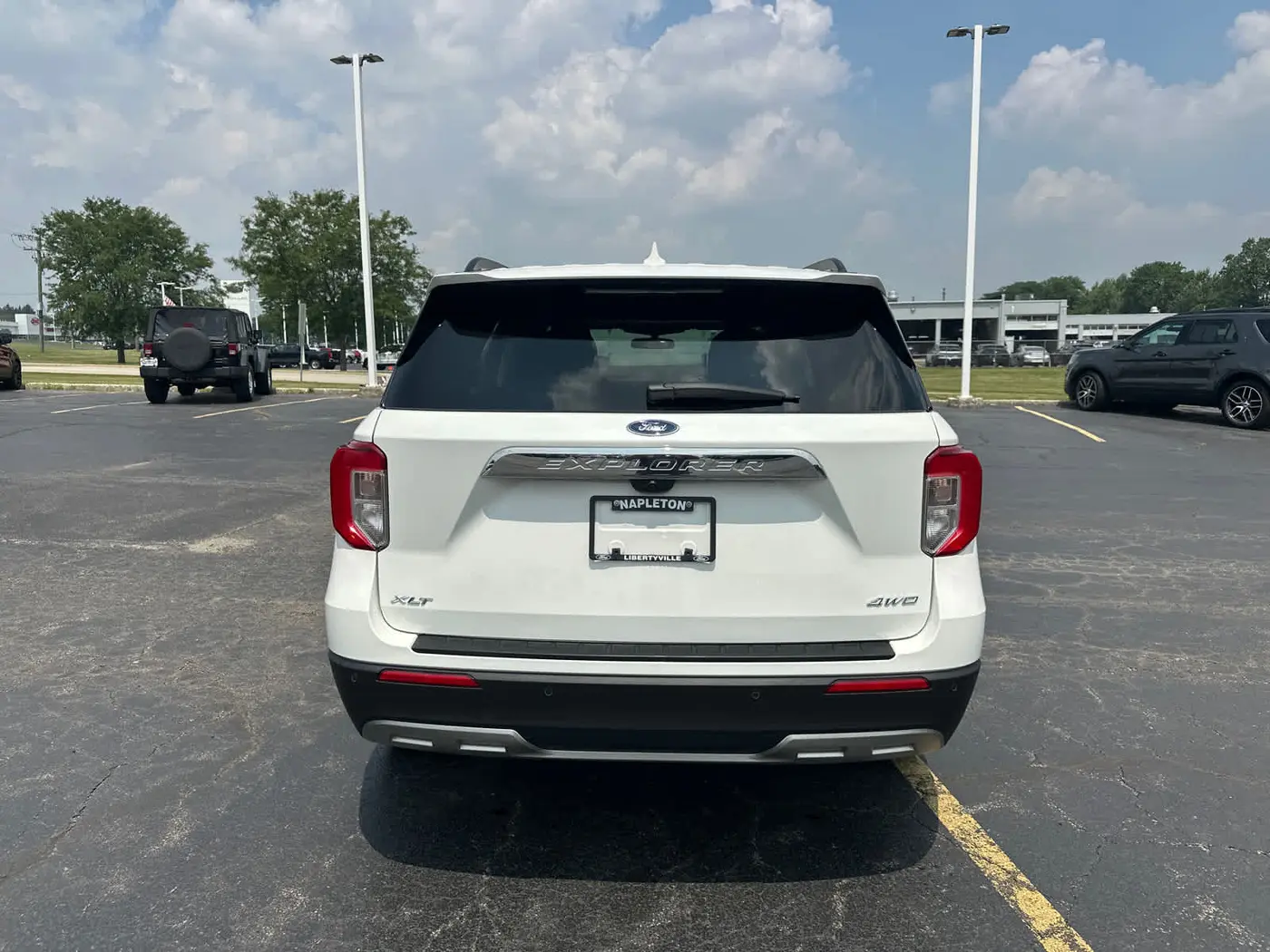 2023 Ford Explorer - $31,300