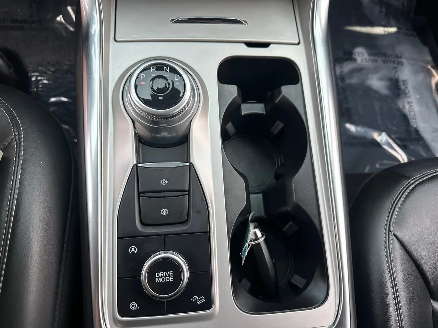 2023 Ford Explorer - $31,300