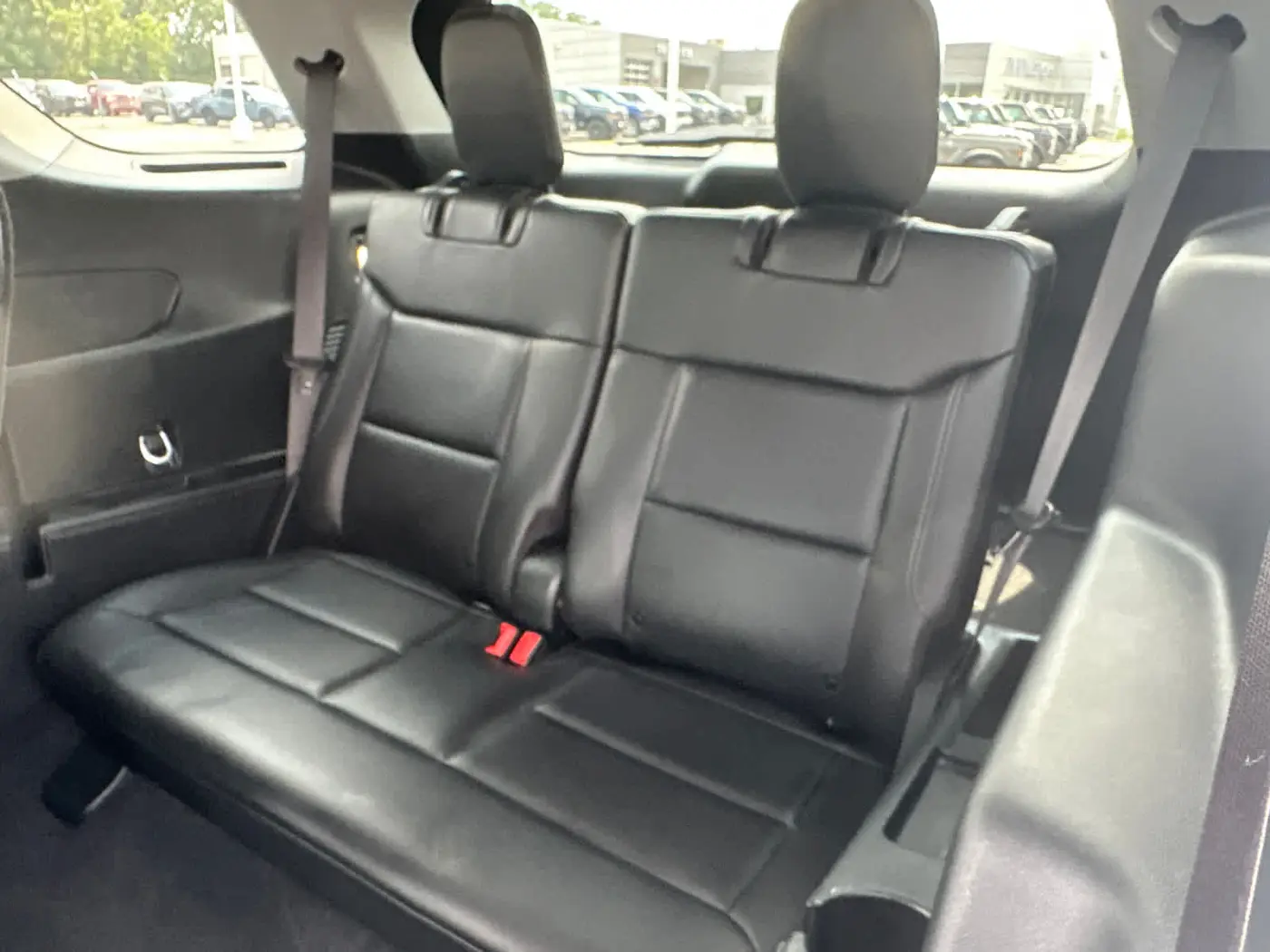 2023 Ford Explorer - $31,300