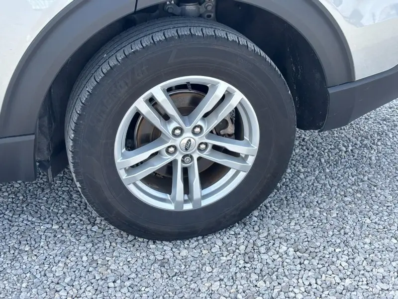 2024 Ford Explorer - $33,995