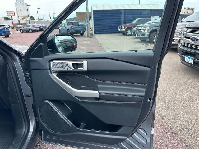 2024 Ford Explorer - $39,900
