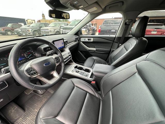 2024 Ford Explorer - $39,900