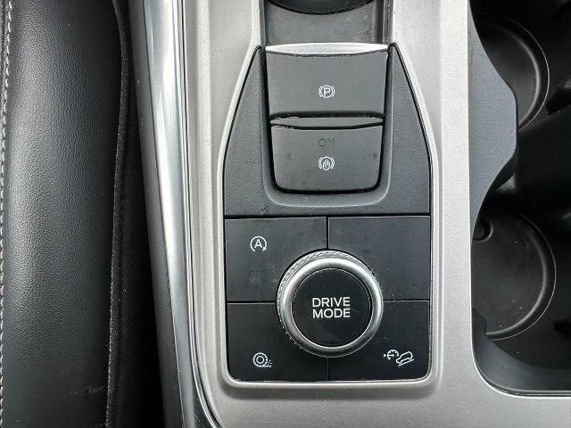 2024 Ford Explorer - $39,900
