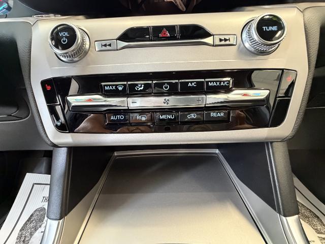 2024 Ford Explorer - $34,575