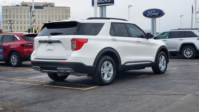 2024 Ford Explorer XLT