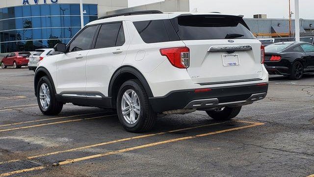 2024 Ford Explorer XLT