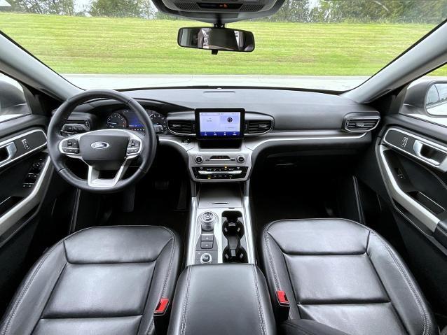 2020 Ford Explorer - $21,991