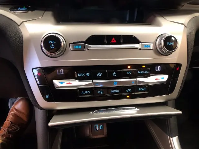 2020 Ford Explorer - $21,564