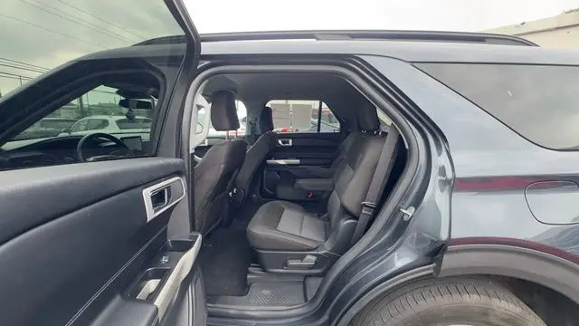 2022 Ford Explorer - $28,901