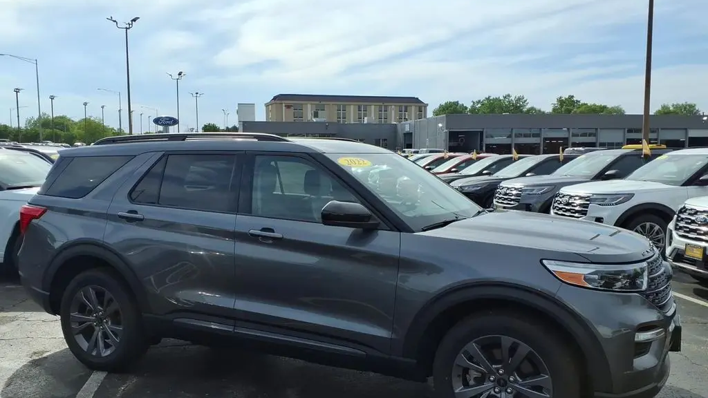 2022 Ford Explorer XLT