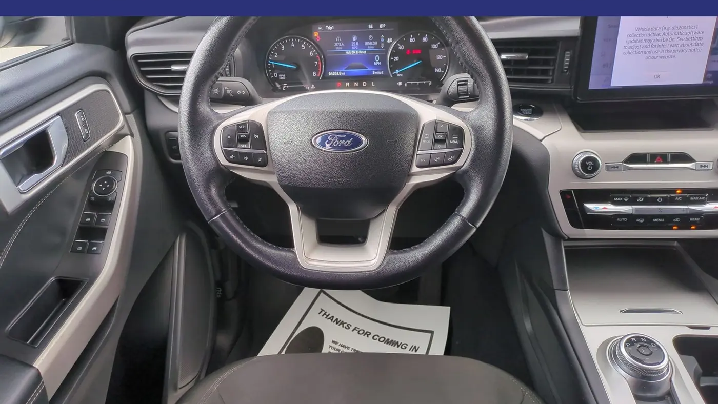 2023 Ford Explorer XLT