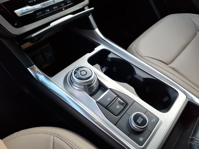 2023 Ford Explorer - $28,999
