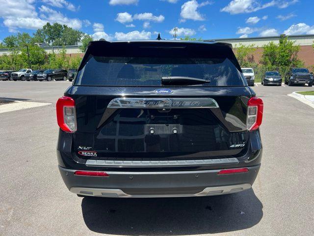 2023 Ford Explorer - $25,457