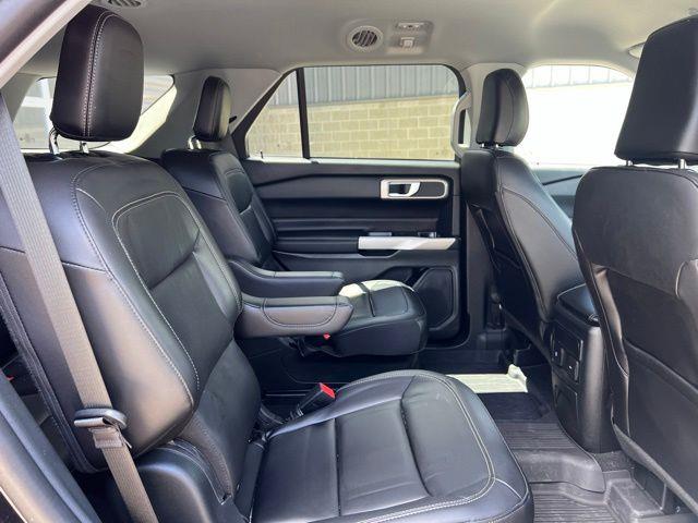 2023 Ford Explorer - $25,457