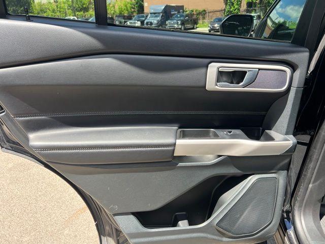 2023 Ford Explorer - $25,457