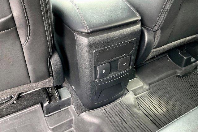 2023 Ford Explorer - $32,351