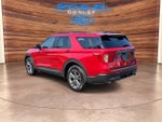 2023 Explorer Thumbnail 3
