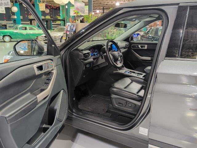 2023 Ford Explorer - $30,299