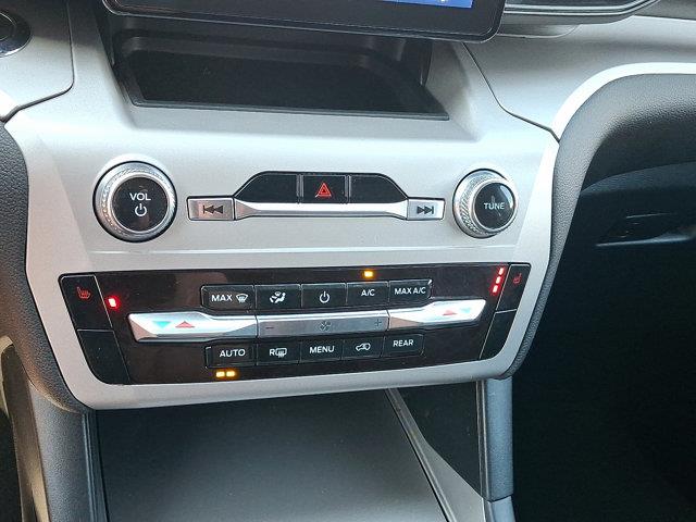 2023 Ford Explorer - $33,177
