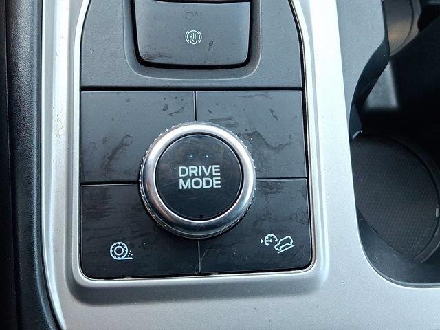2023 Ford Explorer - $33,177