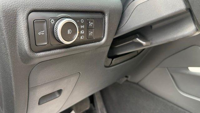 2023 Ford Explorer - $31,990