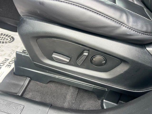 2023 Ford Explorer - $28,715