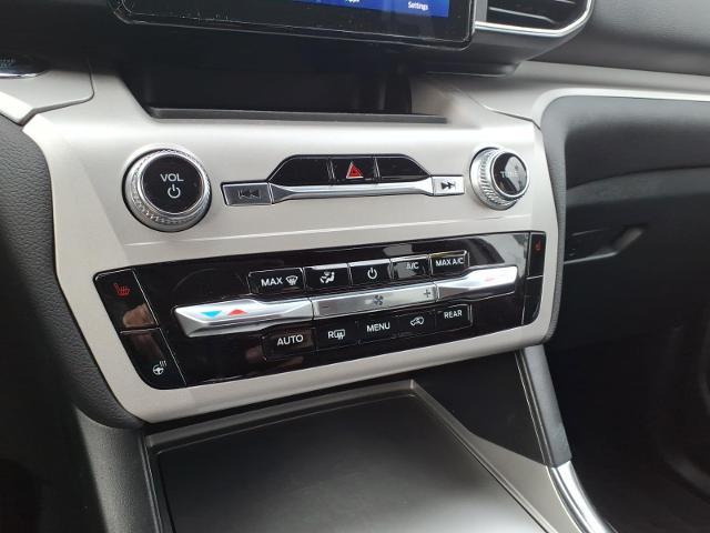 2023 Ford Explorer - $31,580