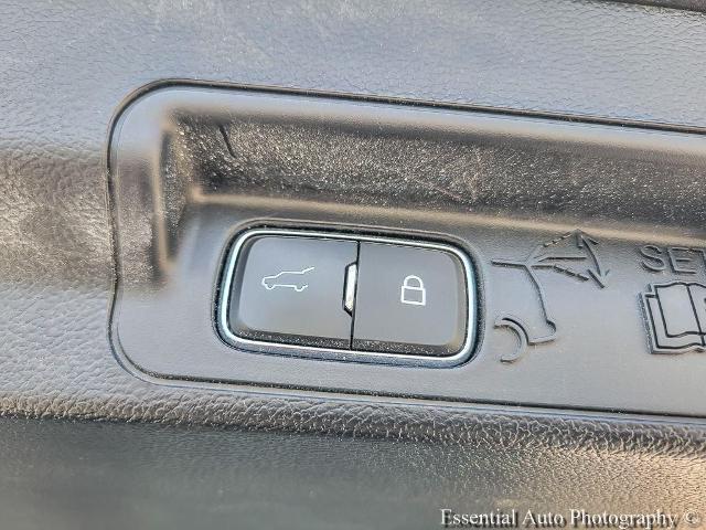 2023 Ford Explorer - $26,588